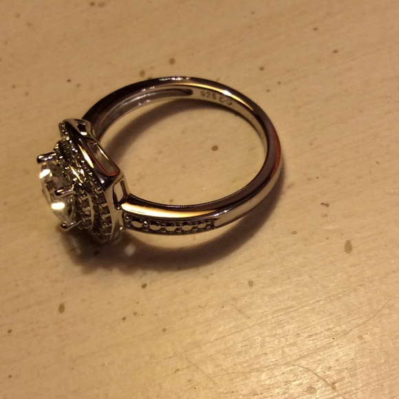 LAST ONE ❤️ Kay Jewelers White Sapphire Ring - Picture 7 of 7